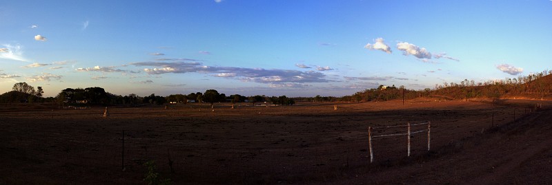 010_Mt_bundy_station.jpg - Mt Bundy Station...