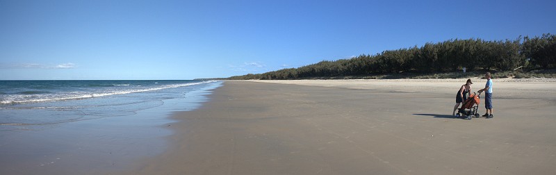 076_Woodgate_beach.jpg - Weiter zum "Woodgate Beach"... ewig lang und absulut menschenleer!